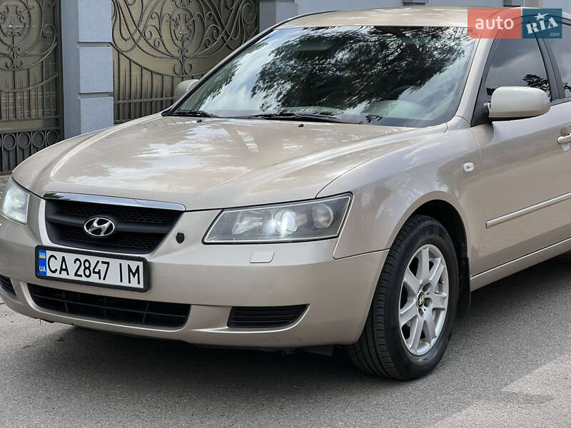 Седан Hyundai Sonata 2006 в Черкасах