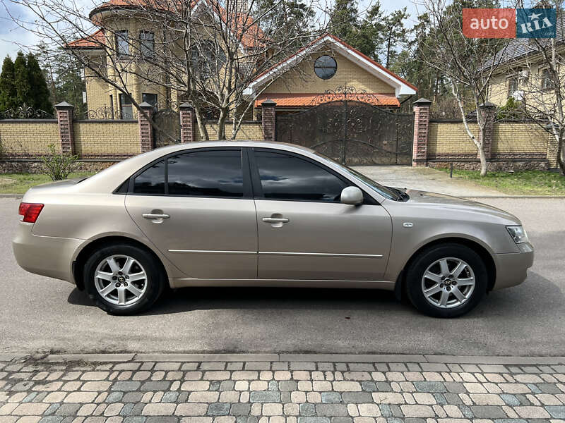 Седан Hyundai Sonata 2006 в Черкасах