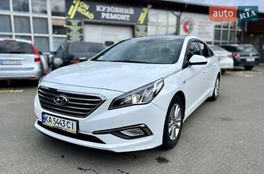 Седан Hyundai Sonata 2015 в 