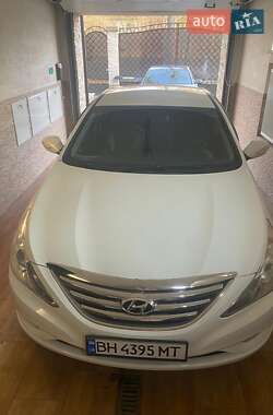 Седан Hyundai Sonata 2014 в 