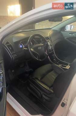 Седан Hyundai Sonata 2014 в 
