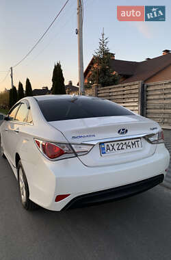 Седан Hyundai Sonata 2013 в 