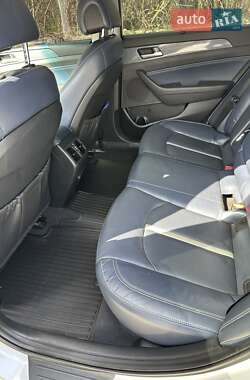 Седан Hyundai Sonata 2015 в 