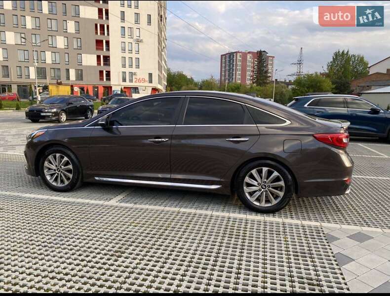 Седан Hyundai Sonata 2015 в Львове