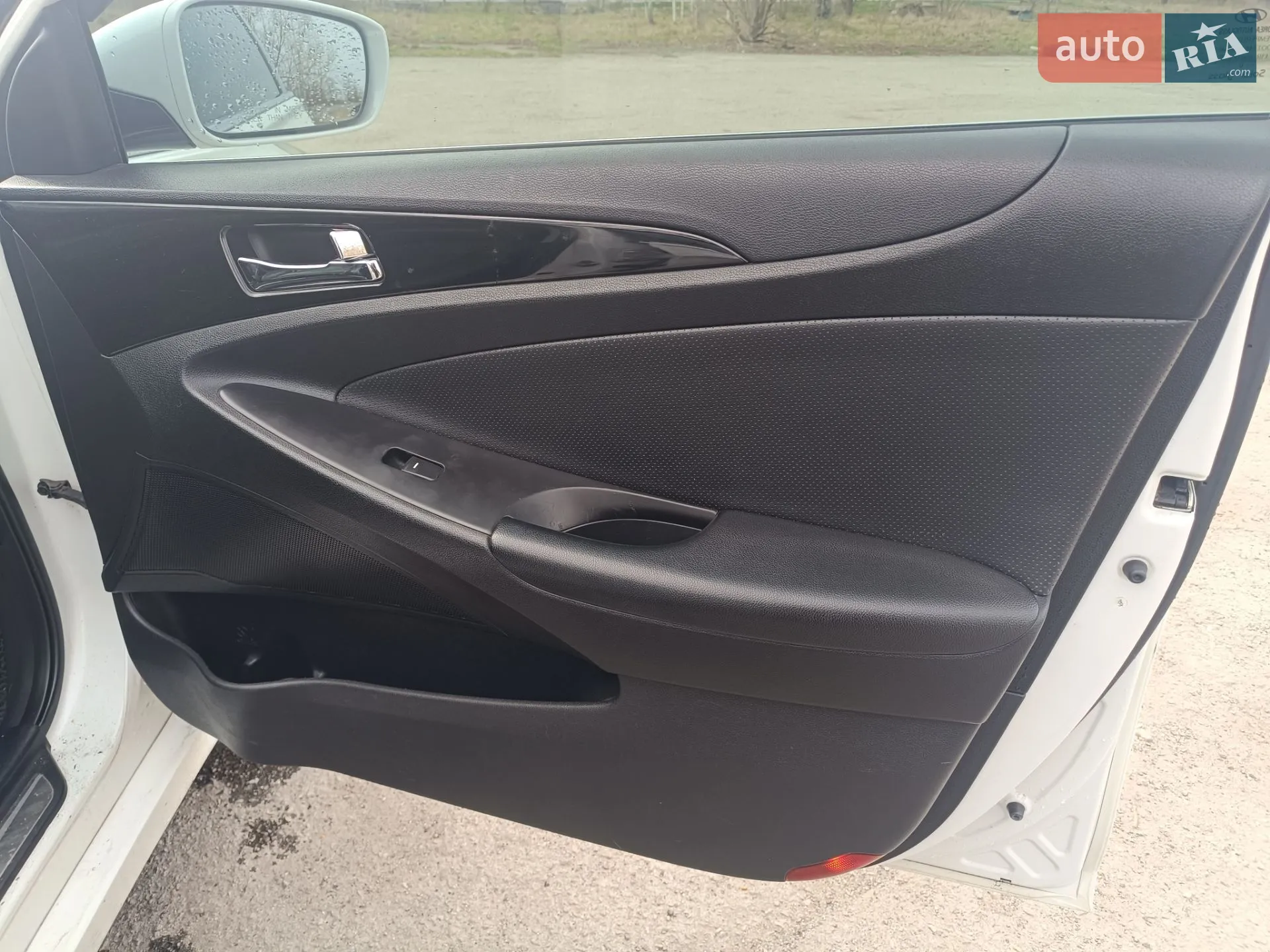 2010 Hyundai Sonata - мініатюра 6