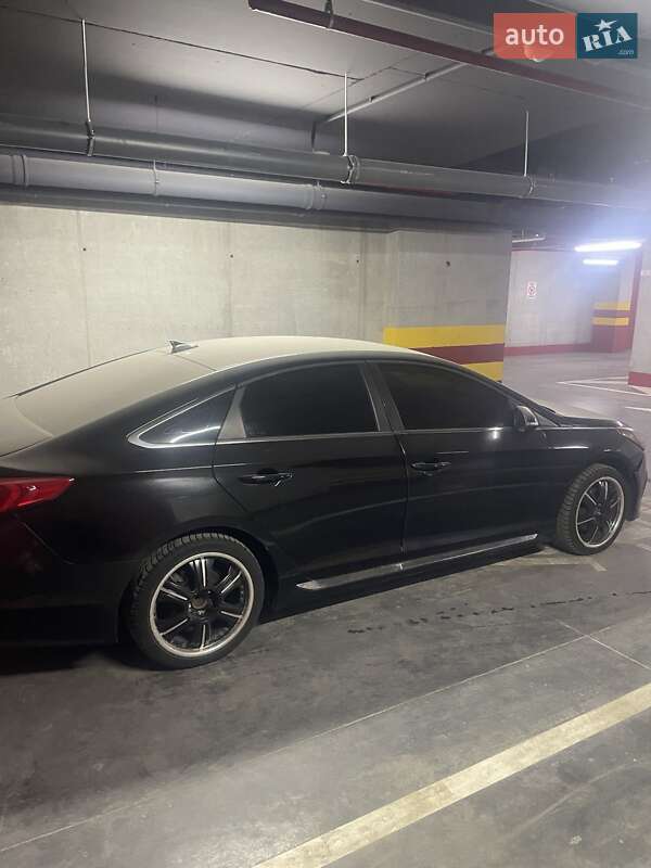 Седан Hyundai Sonata 2016 в Львове