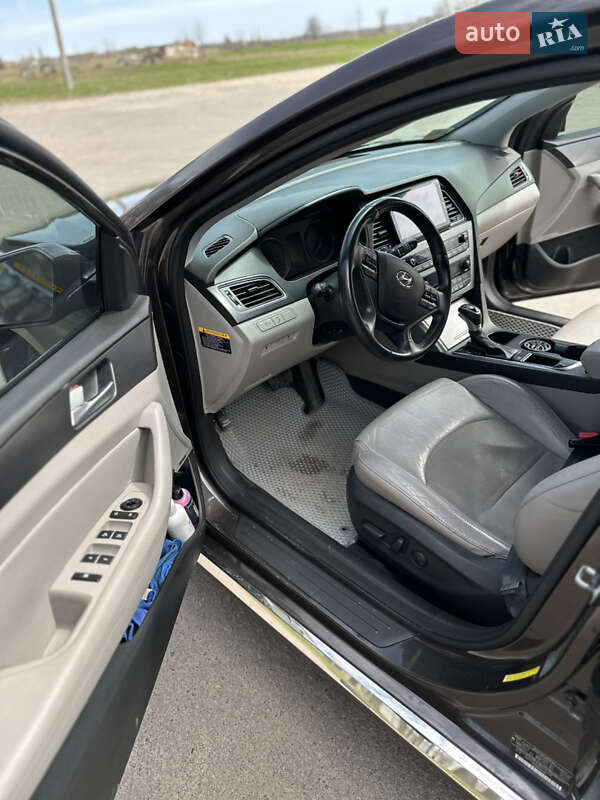 Седан Hyundai Sonata 2015 в Умани