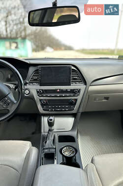 Седан Hyundai Sonata 2015 в Умани