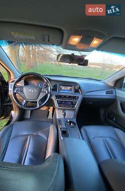 Седан Hyundai Sonata 2015 в 