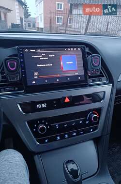 Седан Hyundai Sonata 2014 в 