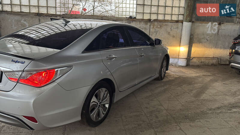 Седан Hyundai Sonata 2013 в Одессе