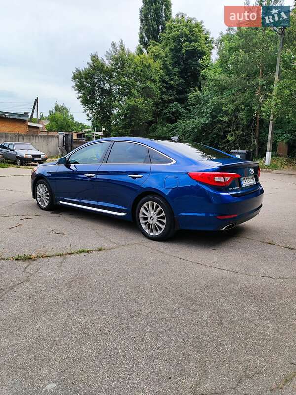 Седан Hyundai Sonata 2015 в Кропивницком