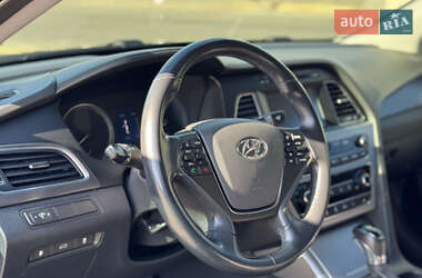 Седан Hyundai Sonata 2016 в 