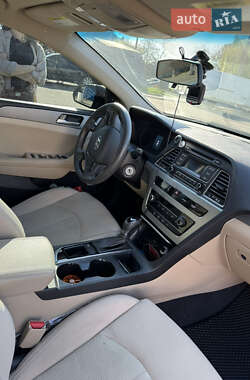Седан Hyundai Sonata 2015 в 