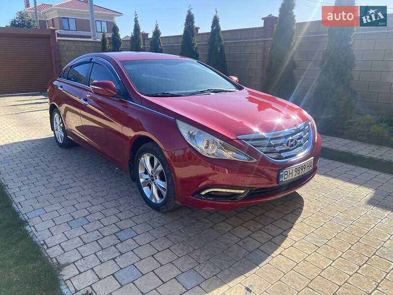 Седан Hyundai Sonata 2011 в 