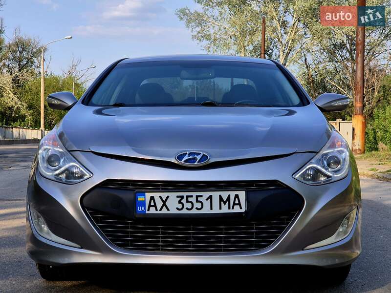 Hyundai Sonata 2012