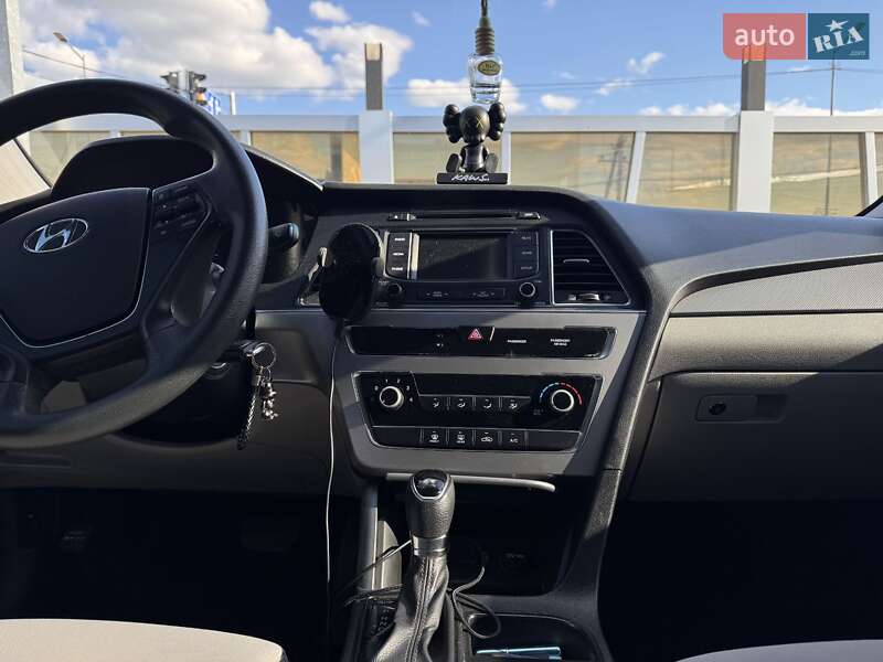 Седан Hyundai Sonata 2016 в Києві