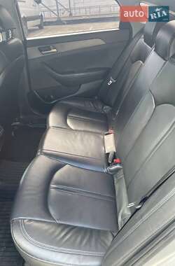 Седан Hyundai Sonata 2015 в 