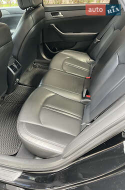 Седан Hyundai Sonata 2014 в 