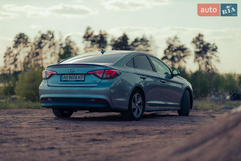 Седан Hyundai Sonata 2016 в Житомире