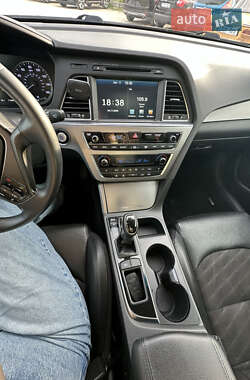 Седан Hyundai Sonata 2015 в 