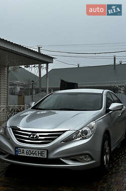Седан Hyundai Sonata 2014 в Кривом Озере