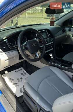 Седан Hyundai Sonata 2018 в 
