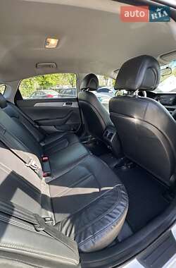 Седан Hyundai Sonata 2016 в 