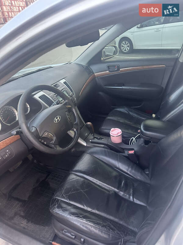 Седан Hyundai Sonata 2009 в Вишневому