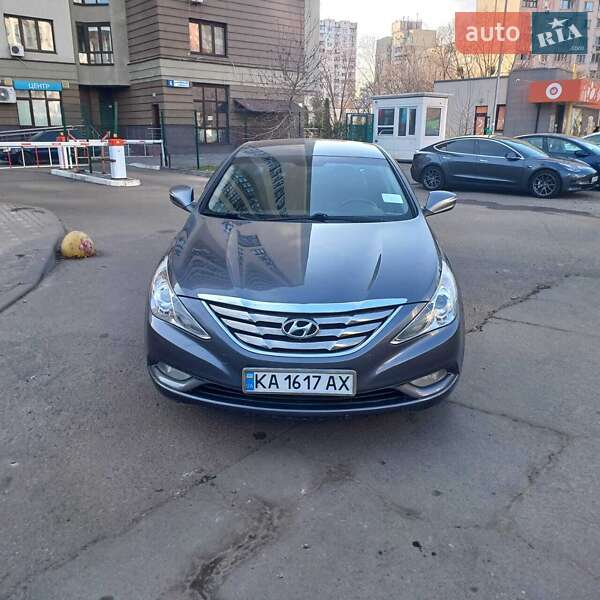 Седан Hyundai Sonata 2012 в 