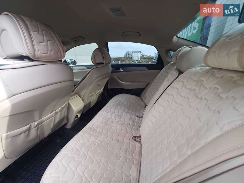 Седан Hyundai Sonata 2015 в Киеве