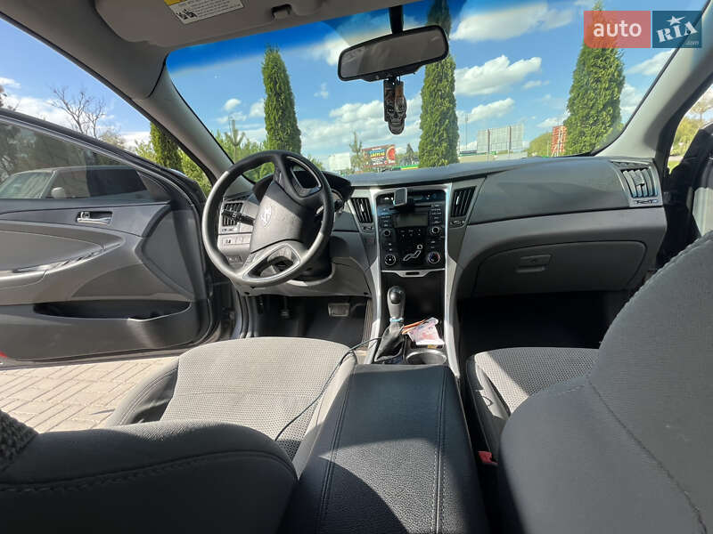 Седан Hyundai Sonata 2013 в Василькове