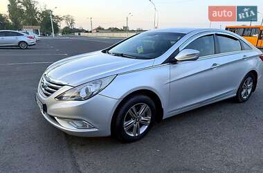 Седан Hyundai Sonata 2013 в 
