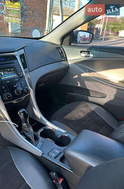 Седан Hyundai Sonata 2014 в 