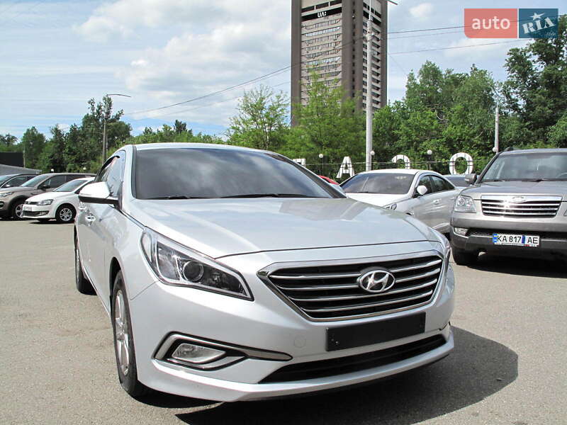 Седан Hyundai Sonata 2016 в Киеве