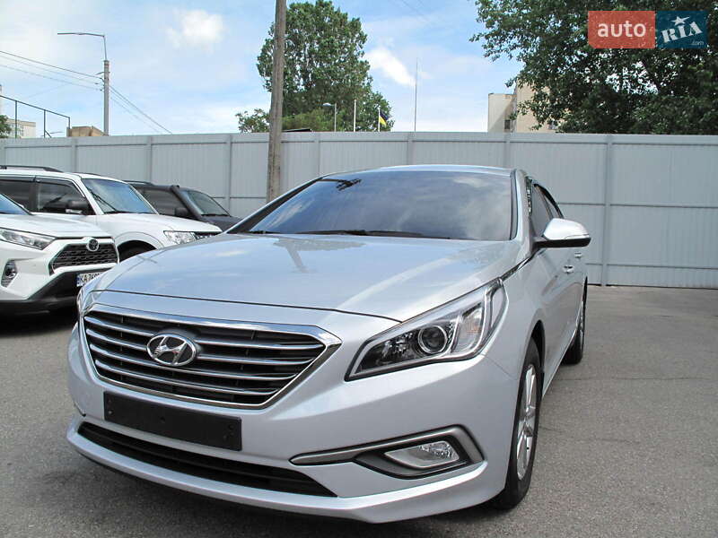 Седан Hyundai Sonata 2016 в Киеве