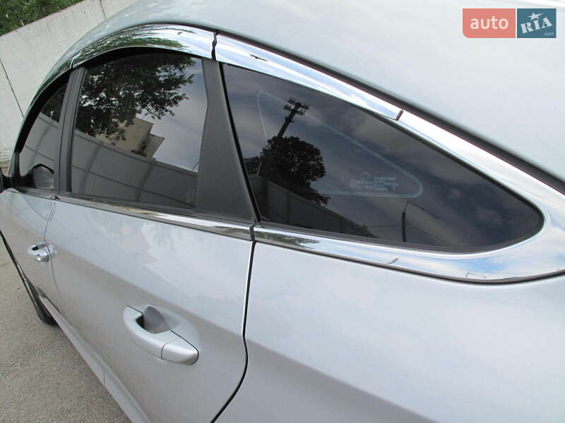 Седан Hyundai Sonata 2016 в Киеве
