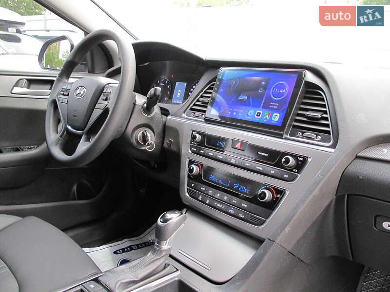 Седан Hyundai Sonata 2016 в Киеве