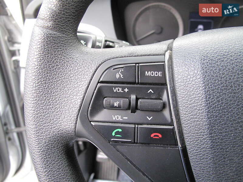Седан Hyundai Sonata 2016 в Киеве