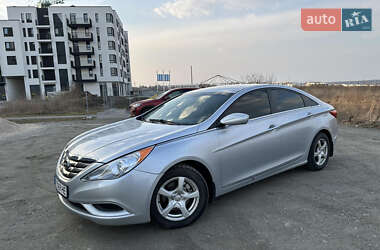 Седан Hyundai Sonata 2013 в Рівному