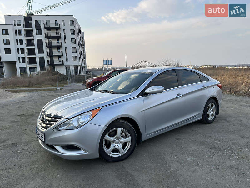 Hyundai Sonata 2013