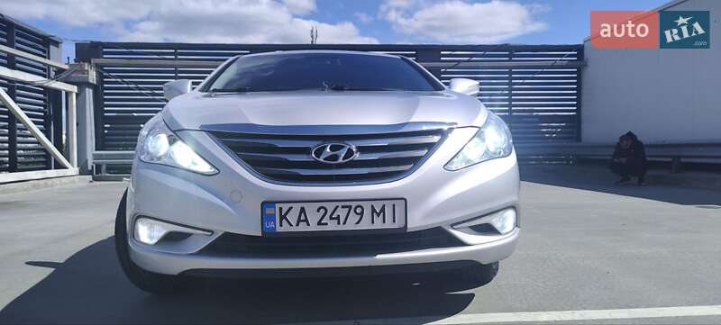 Седан Hyundai Sonata 2014 в Киеве