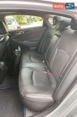 Седан Hyundai Sonata 2013 в 