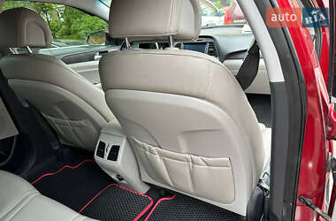 Седан Hyundai Sonata 2014 в 