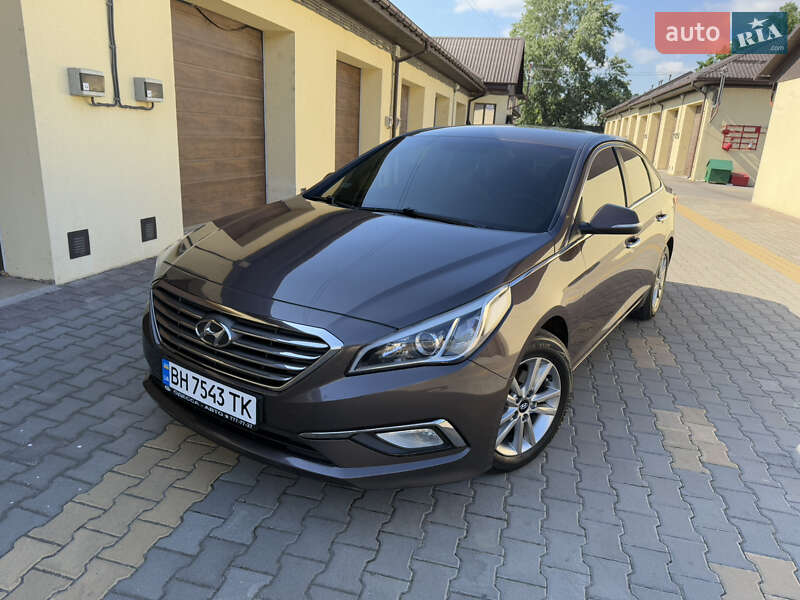 Седан Hyundai Sonata 2015 в 
