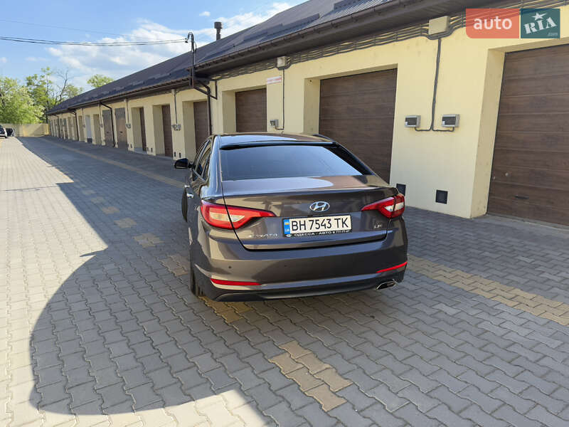 Седан Hyundai Sonata 2015 в Измаиле