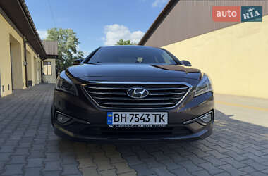 Седан Hyundai Sonata 2015 в 