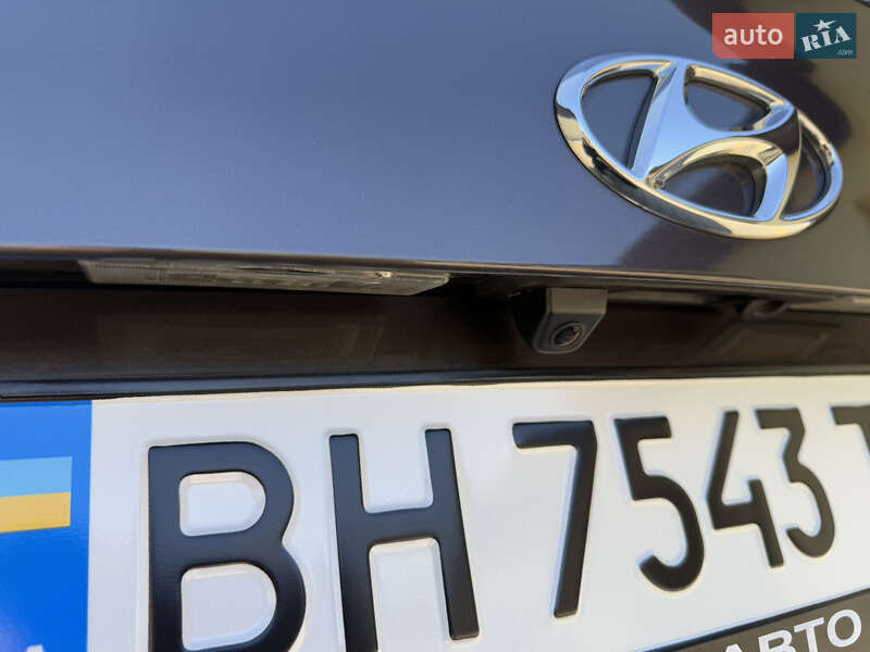 Седан Hyundai Sonata 2015 в Измаиле