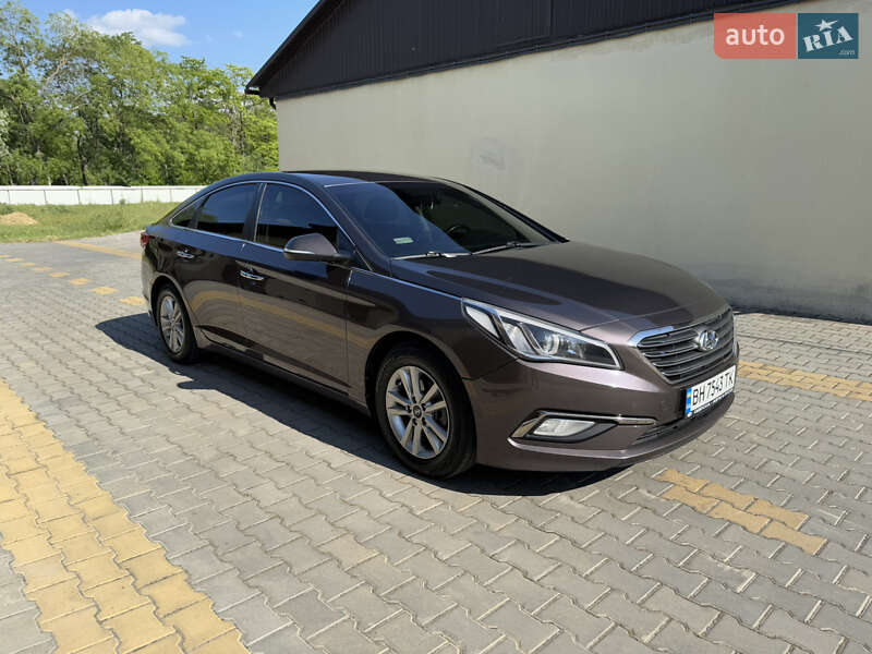 Седан Hyundai Sonata 2015 в Измаиле