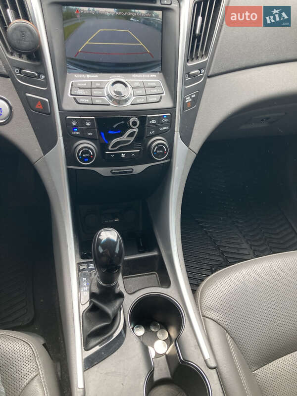 Седан Hyundai Sonata 2014 в Киеве